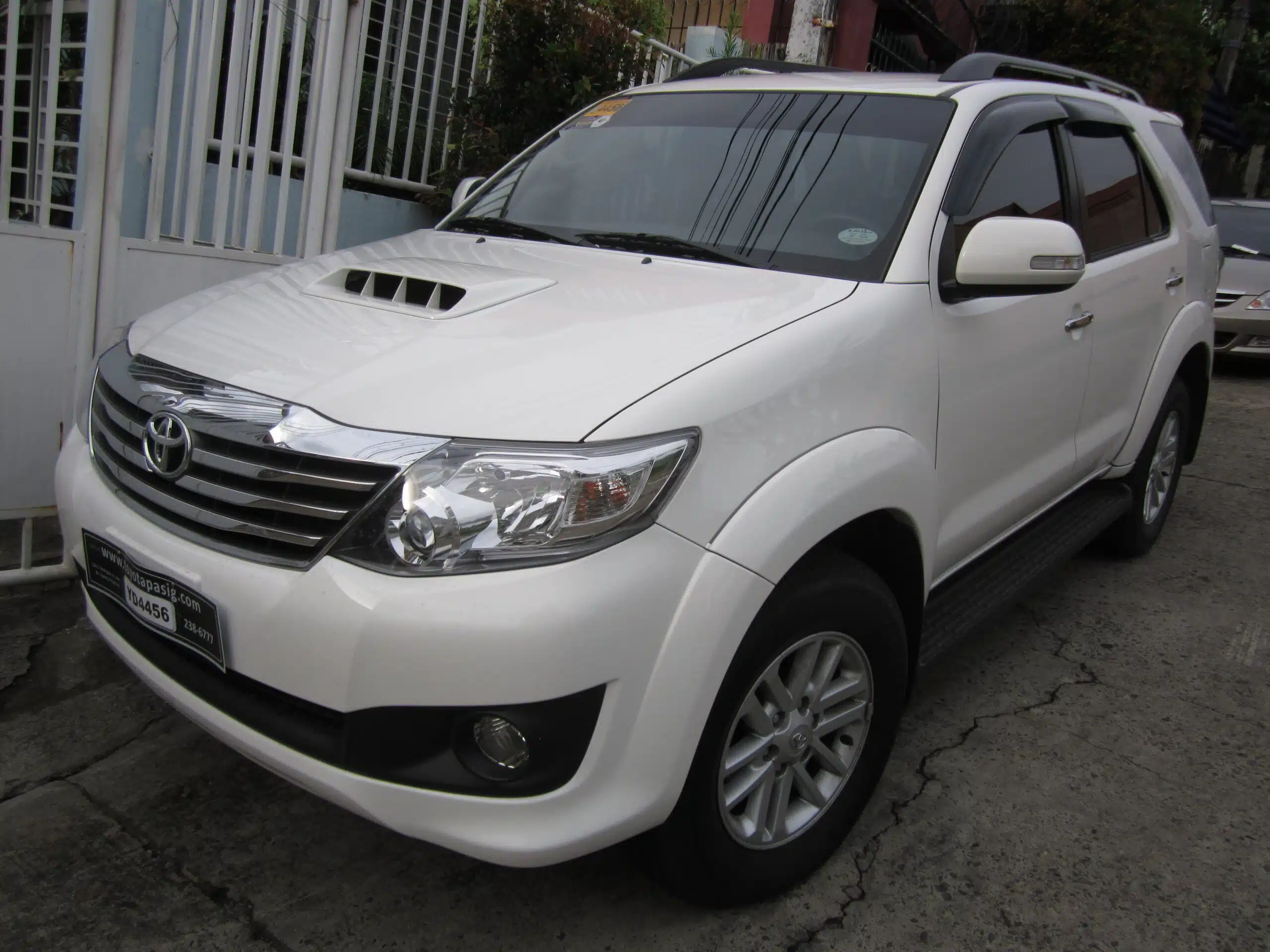 Toyota Fortuner — Luxury SUV cab available for hire in Kashmir